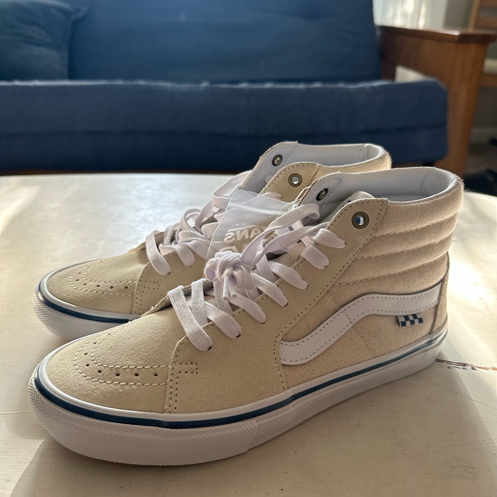Vans Skate Sk8-HI in Off-White
